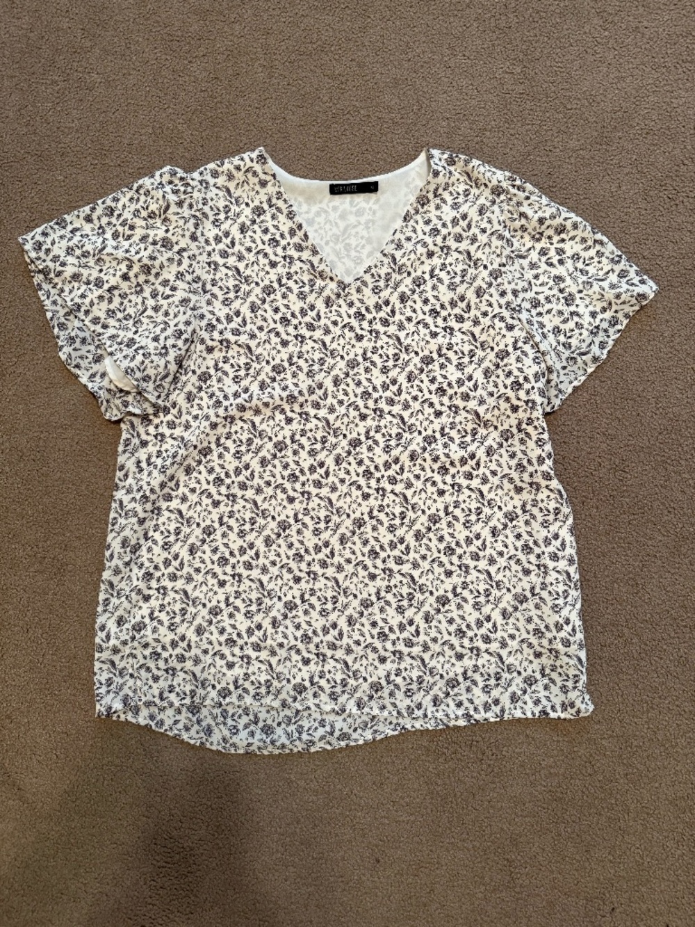 Mikarose White blouse size XL